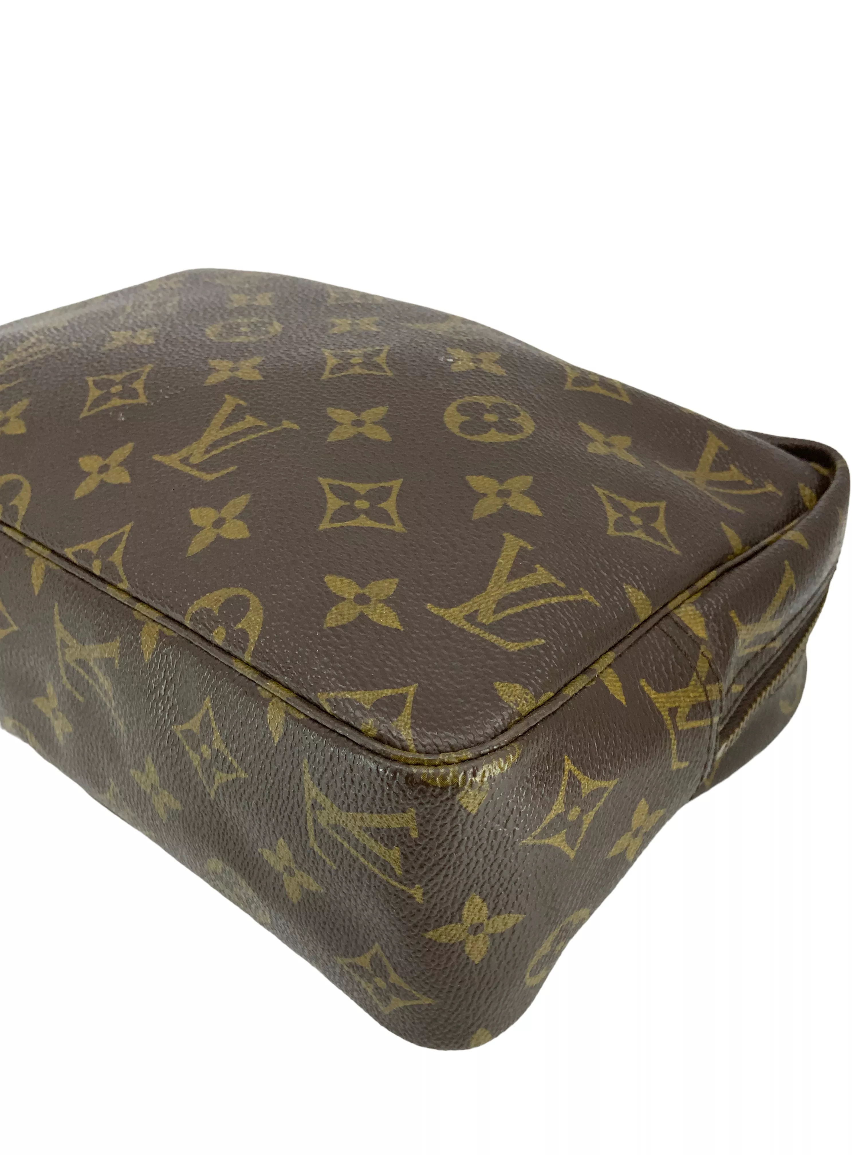 LOUIS VUITTON Vintage Monogram Canvas Trousse Toilette 28 Cosmetic Bag Pouch