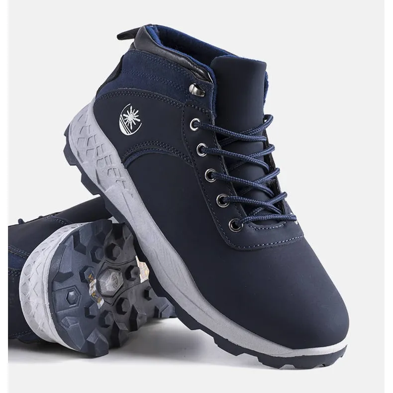 Navy insulated boots from Briar blue