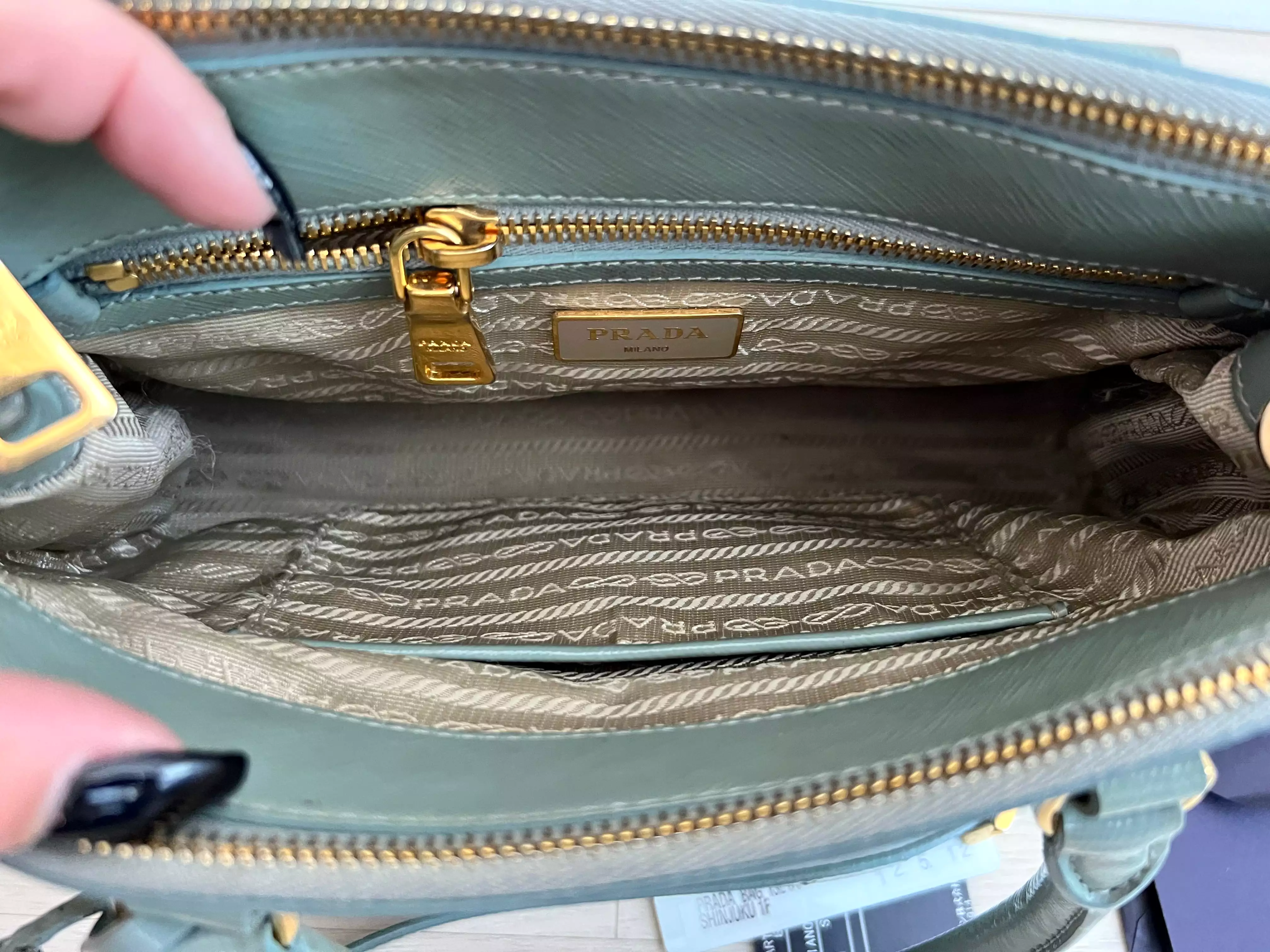 Prada Saffiano Galleria Bag