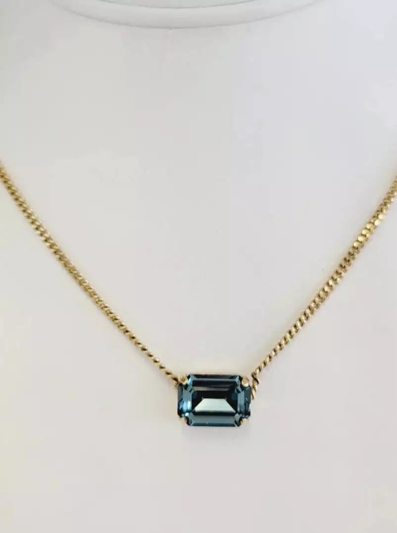 RUBIN NECKLACE