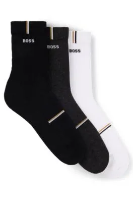 Three-pack of short socks with logos